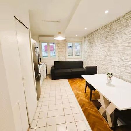 Mini-Studio Avec Kitchenette Ou Chambre Confort Avec Frigo Et Tv - Parking En Option Sur Resa ! Шавіль Екстер'єр фото