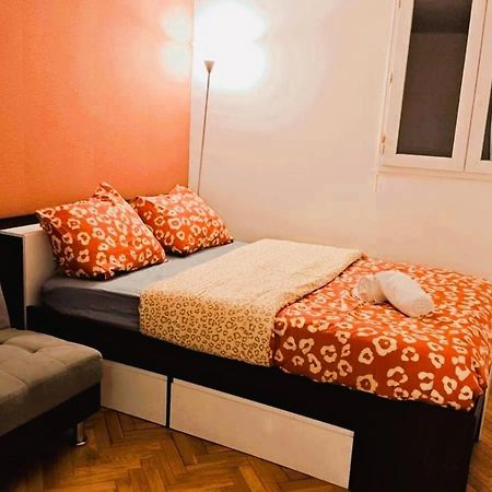 Mini-Studio Avec Kitchenette Ou Chambre Confort Avec Frigo Et Tv - Parking En Option Sur Resa ! Шавіль Екстер'єр фото
